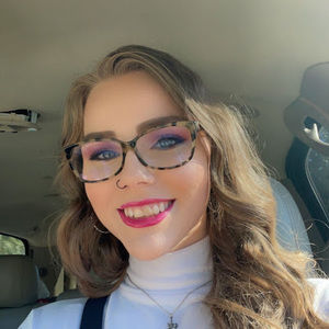 Meet your Posher, Bethany